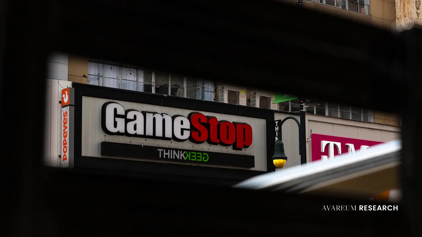ความเคลื่อนไหวในโลก Bitcoin: ETF Flows ลดลง, การ Hack ของ SEC และความสนใจจาก GameStop